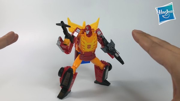 Power Of The Primes Leader Wave 1 Rodimus Prime Chinese Video Review With Screenshots 41 (41 of 76)